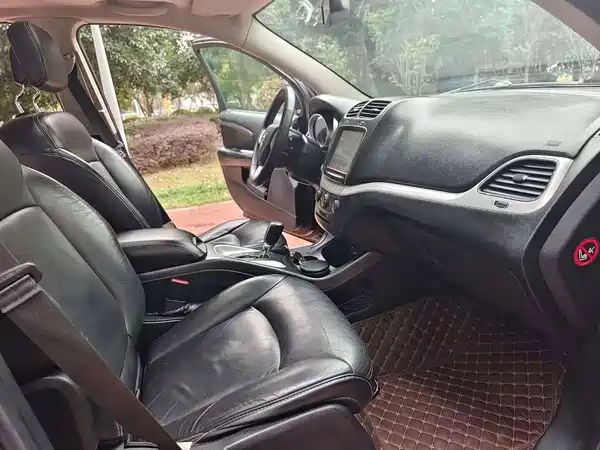 Dodge Coolwei 2013