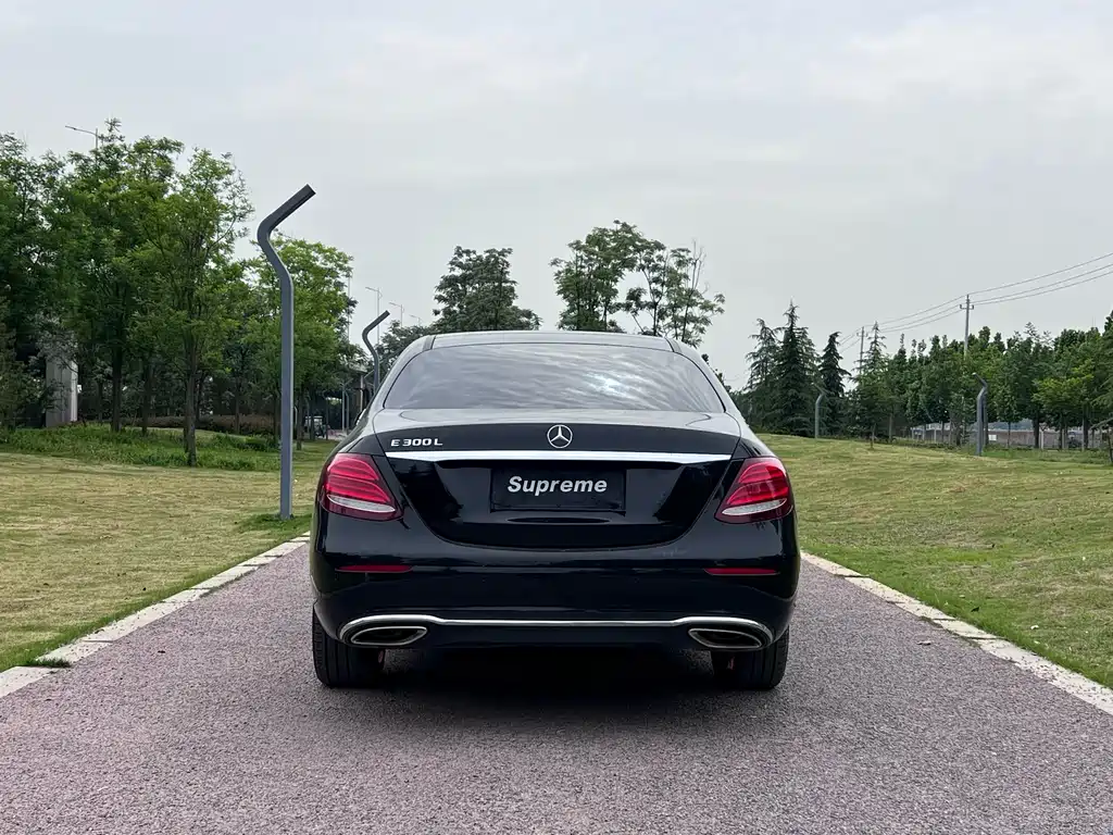 Mercedes-Benz E-Class 2017 — фото 8