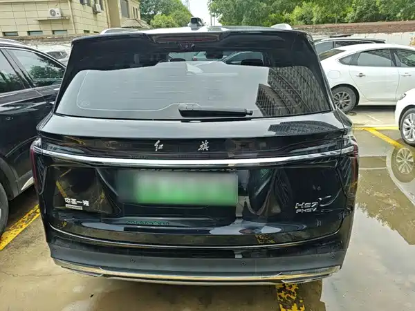 Hongqi HS7 PHEV 2024