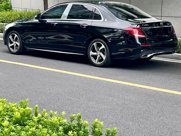 Mercedes-Benz E-Class 2017