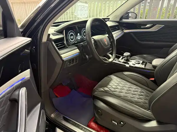 Hongqi HS5 2020