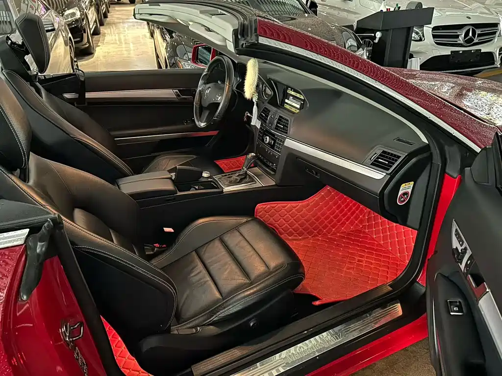 Mercedes-Benz E-Class 2011