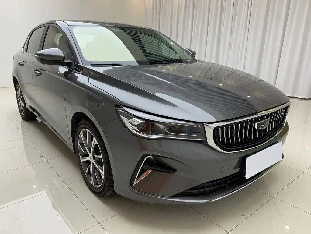 Geely Emgrand 2023