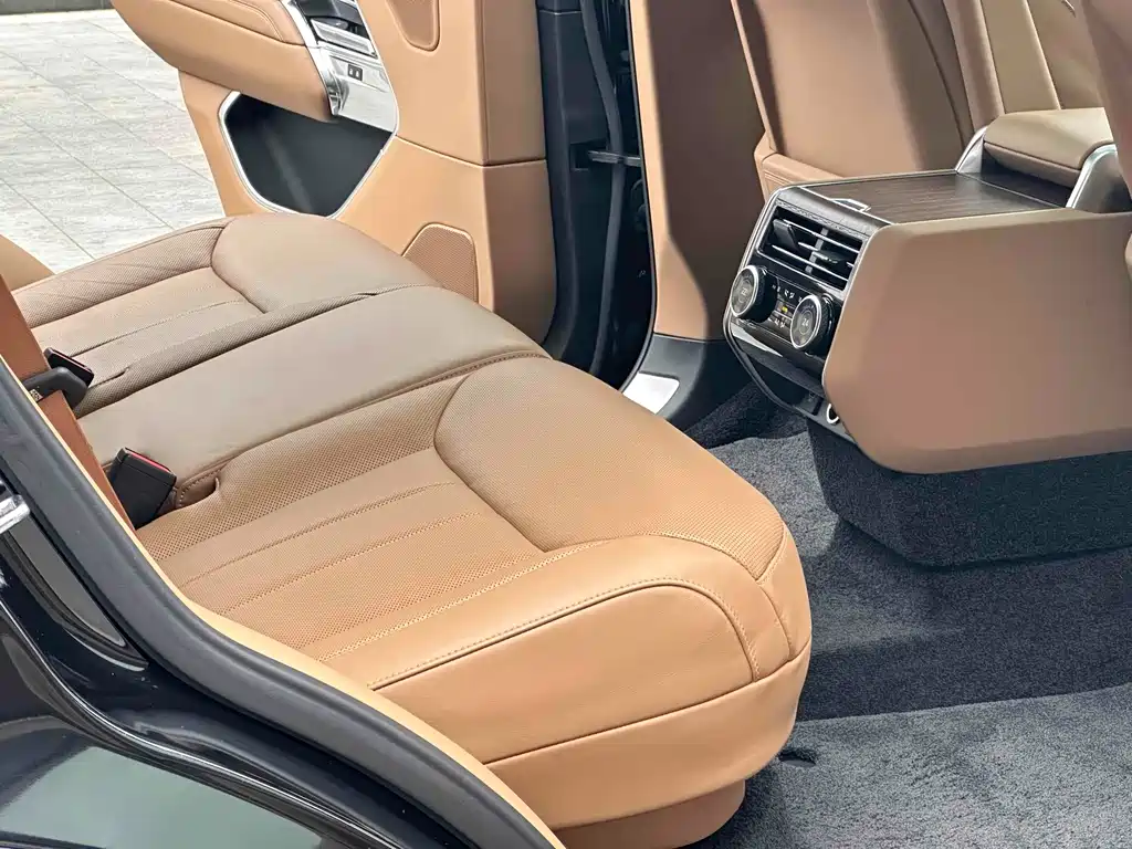 Land Rover Range Rover 2022 — фото 12