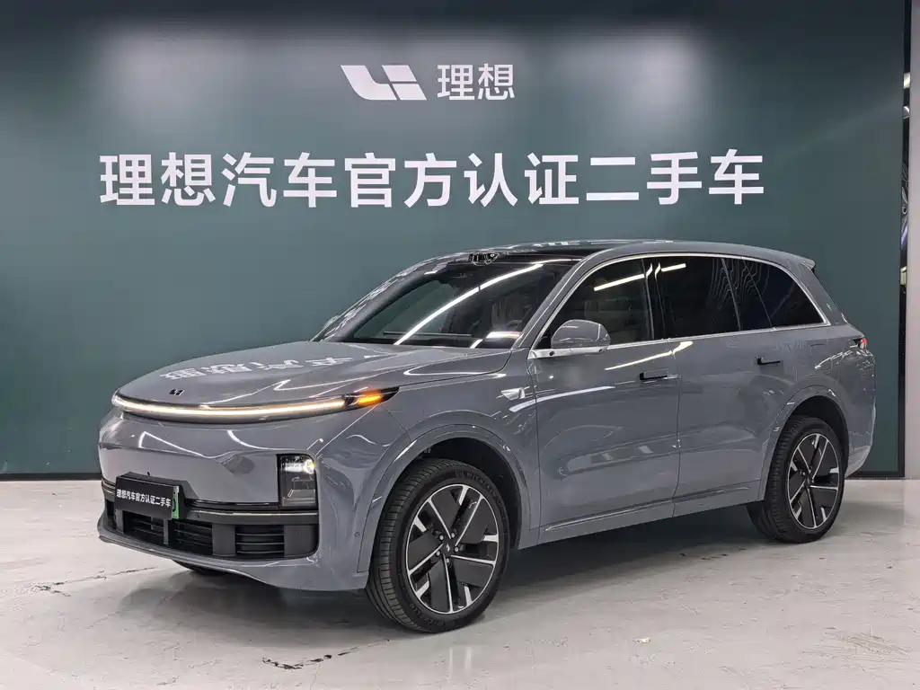 Li Auto Li L8 2025