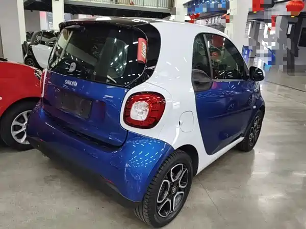 smart fortwo 2018