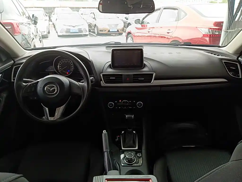 Mazda 3 Angkesela 2016 — фото 10