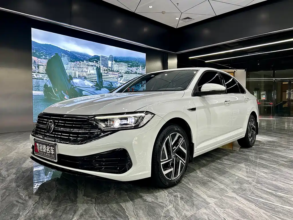 Volkswagen Sagitar 2022