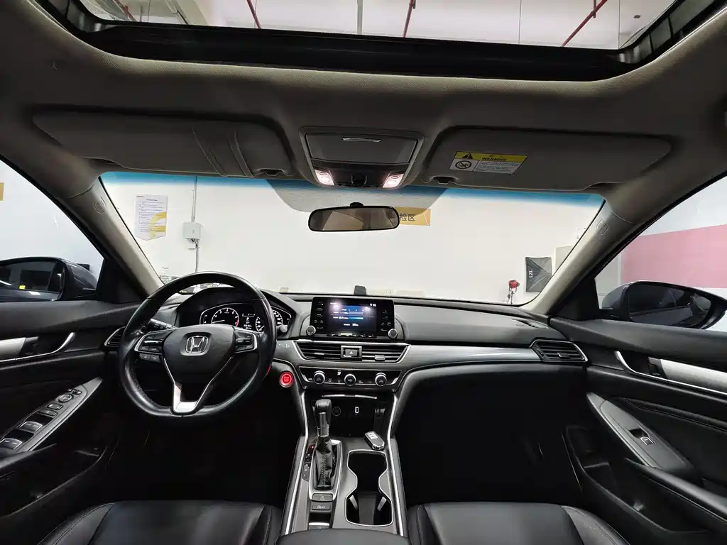 Honda Accord 2020 — фото 11