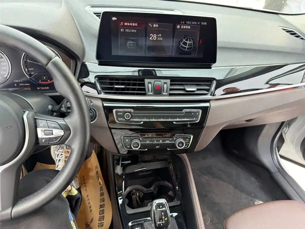 BMW X1 2022 — фото 12