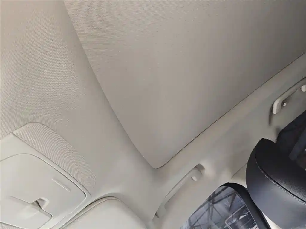 Ford Edge 2016 — фото 18