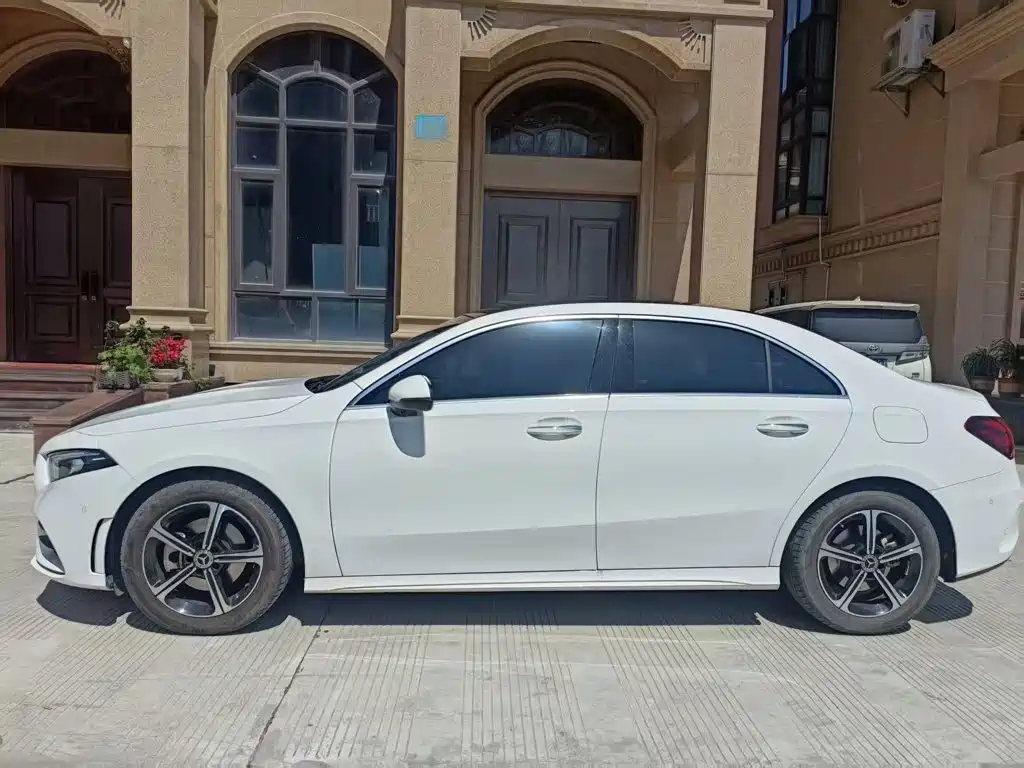 Mercedes-Benz A-Class 2022