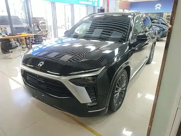 NIO ES8 2022