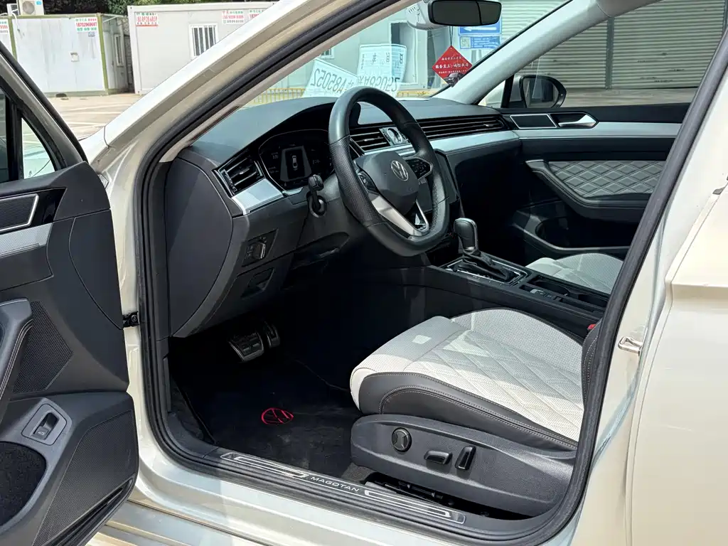 Volkswagen Magotan 2023