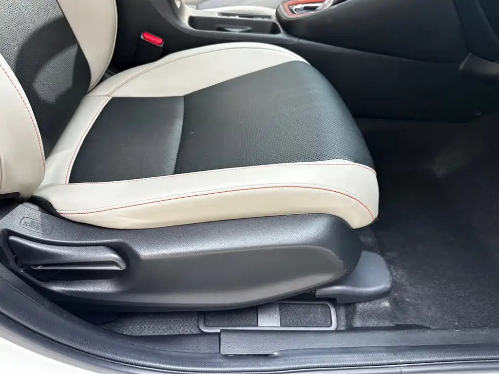 Honda Vezel 2023 — фото 22