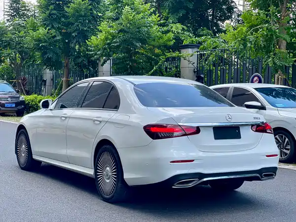 Mercedes-Benz E-Class 2017