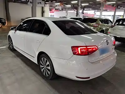 Volkswagen Sagitar 2019