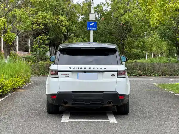 Land Rover Range Rover Sport 2014