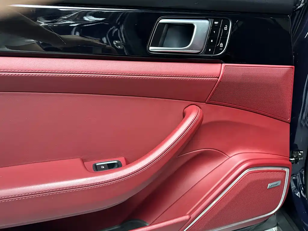 Porsche Panamera 2019 — фото 14