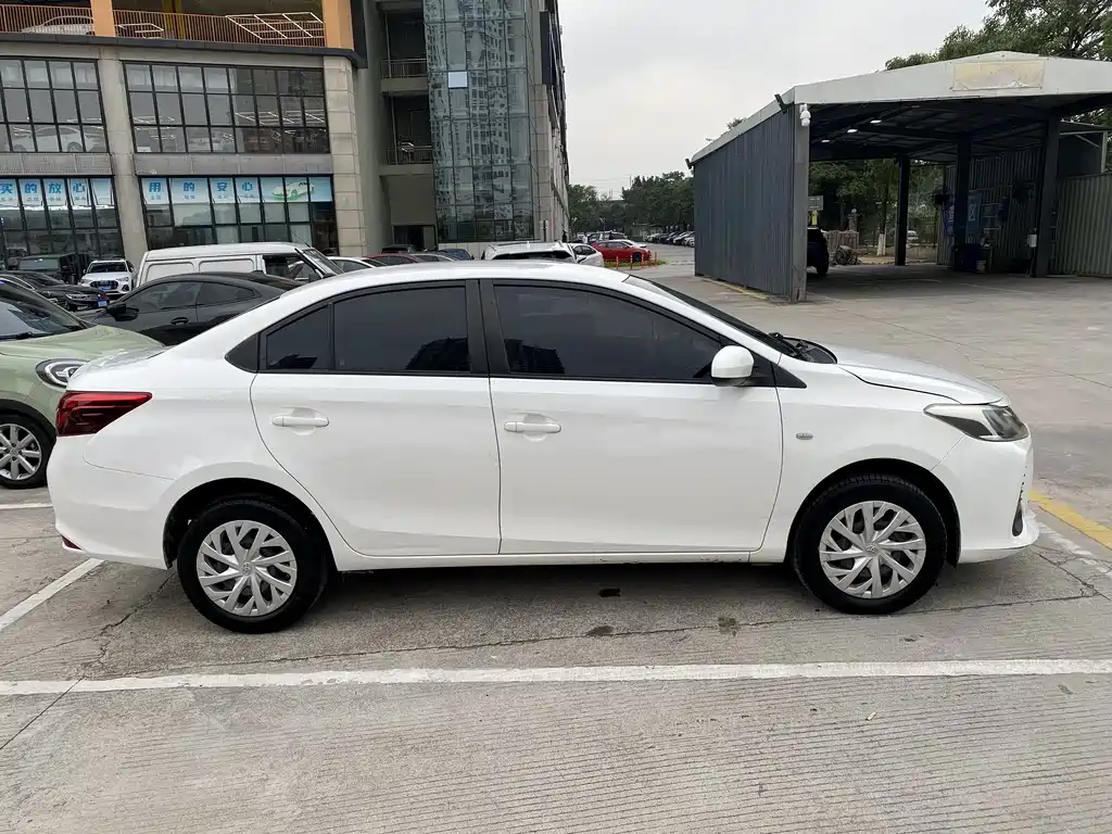 Toyota Vios 2021 — фото 4