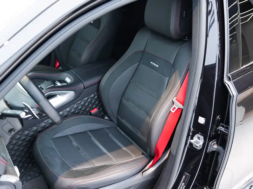 Mercedes-Benz GLE Coupe AMG 2021 — фото 13