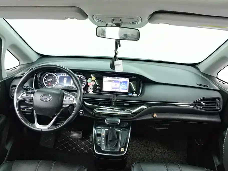 GAC Motor Trumpchi M6 2021 — фото 12