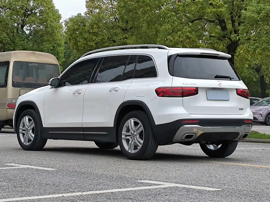 Mercedes-Benz GLB 2021 — фото 13