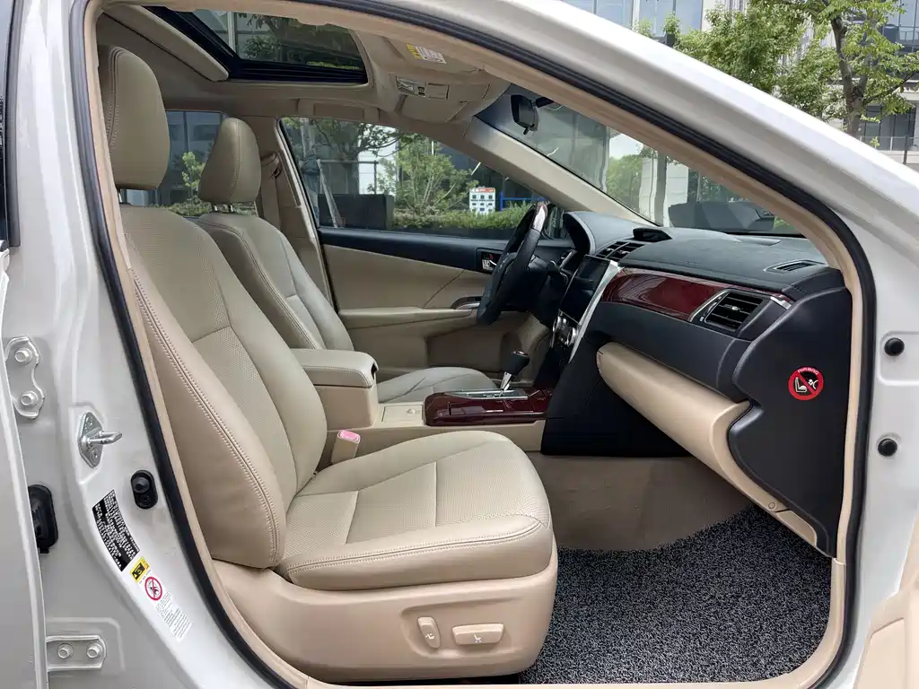 Toyota Camry 2012