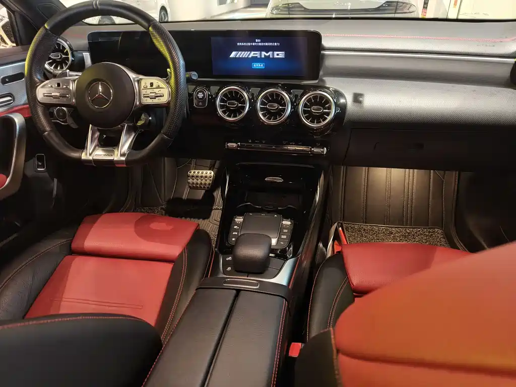 Mercedes-Benz A-Class AMG 2021 — фото 12