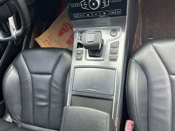 Hongqi H5 2020