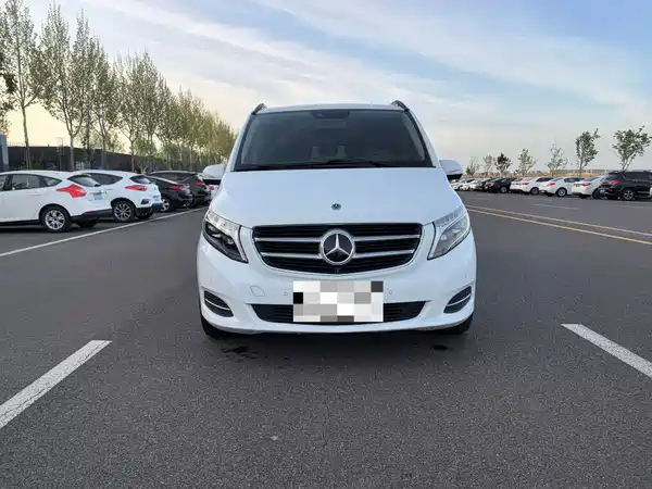 Mercedes-Benz V-Class 2017