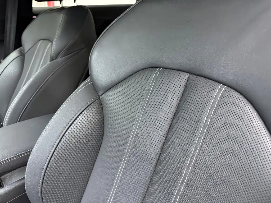 Audi A4L 2023