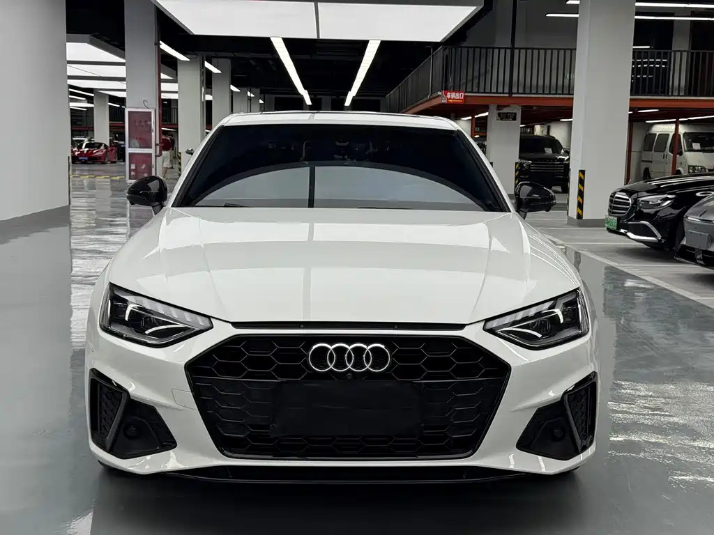 Audi A4L 2023