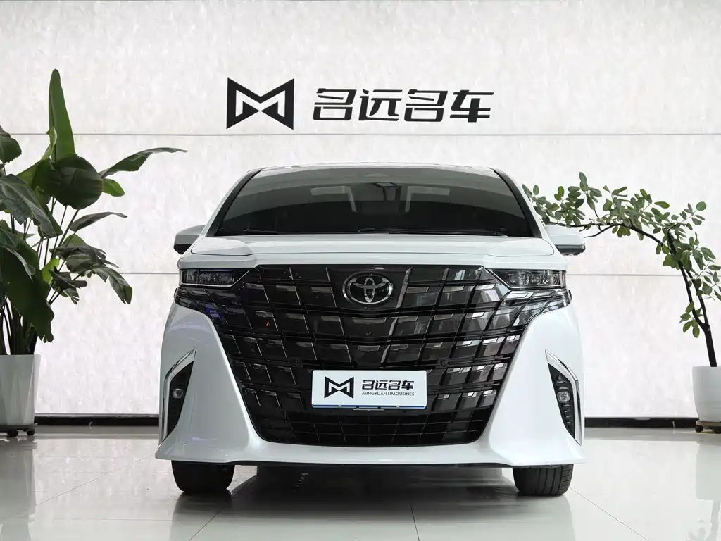 Toyota Alphard 2024 — фото 2