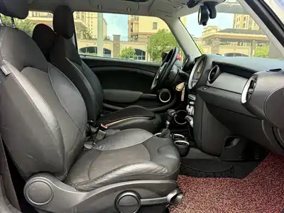 MINI MINI 2011