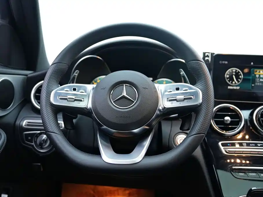 Mercedes-Benz C-Class 2019 — фото 12