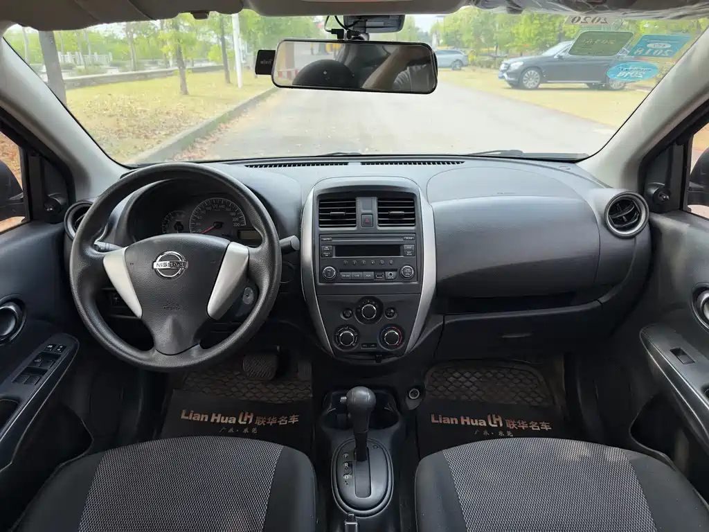 Nissan Sunny 2016 — фото 18