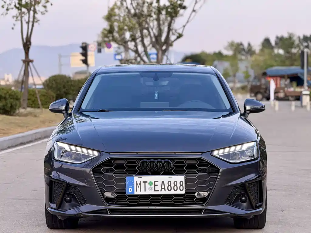 Audi A4L 2020 — фото 2