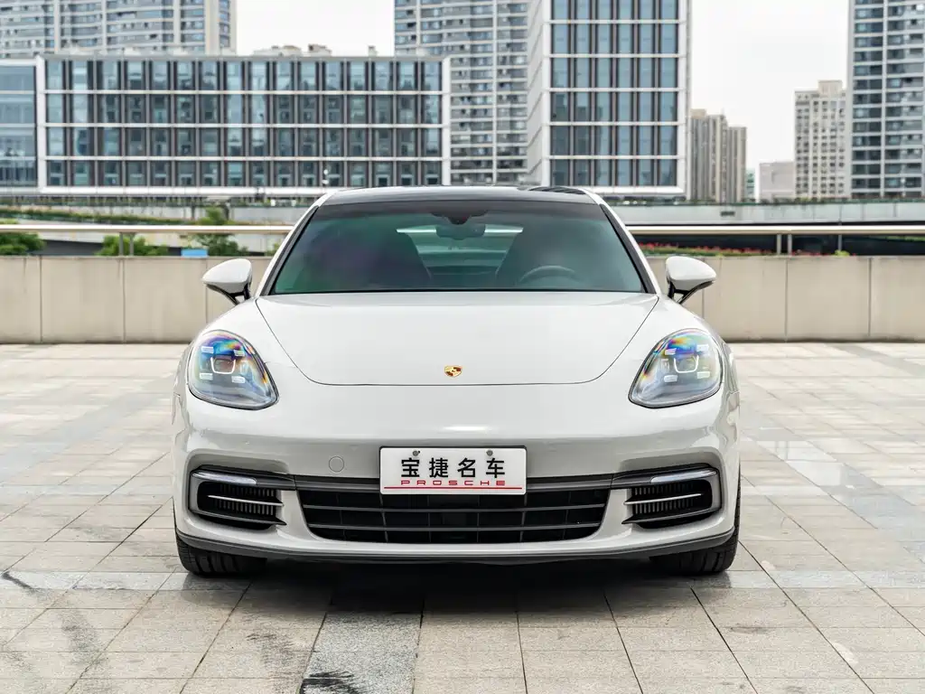 Porsche Panamera 2020 — фото 2
