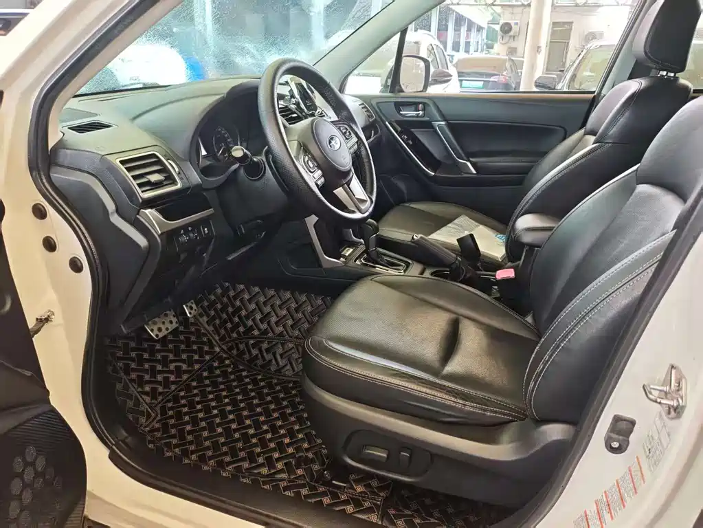 Subaru Forester 2016