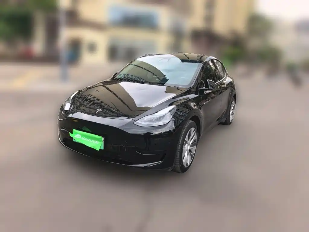 Tesla Model Y 2022 — фото 2