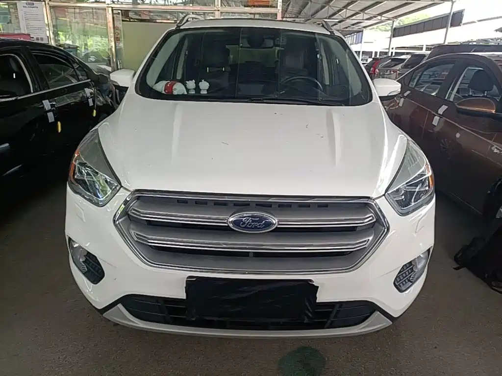 Ford Kuga 2018 — фото 3