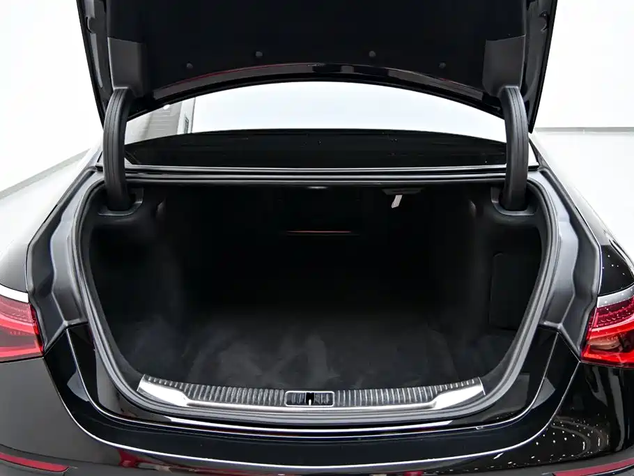 Mercedes-Benz Maybach S-Class 2021 — фото 36