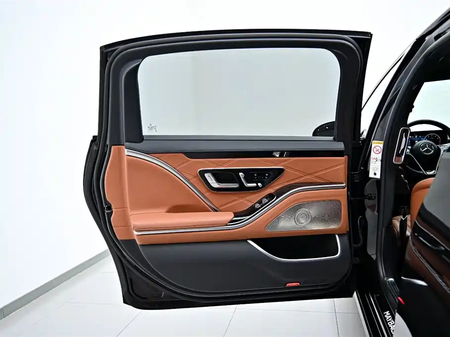 Mercedes-Benz Maybach S-Class 2021 — фото 22