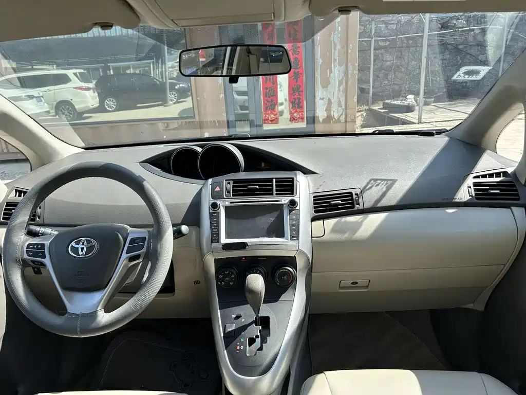 Toyota Verso 2014