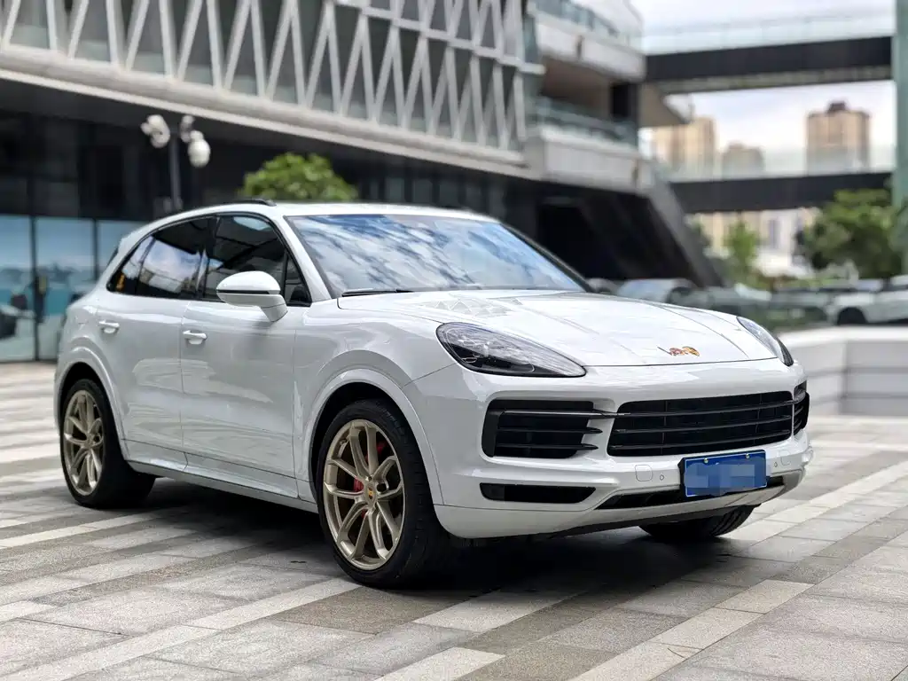 Porsche Cayenne 2018 — фото 3