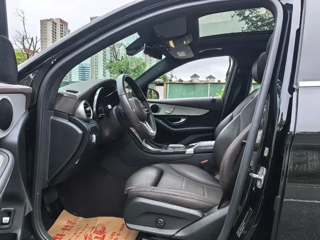 Mercedes-Benz GLC 2020
