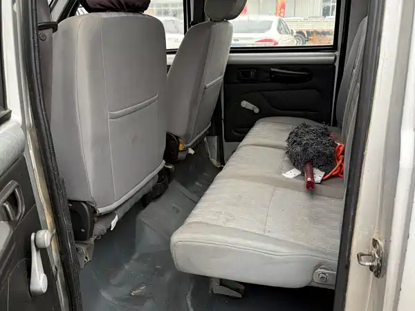 Wuling Rongguang Light Truck 2012
