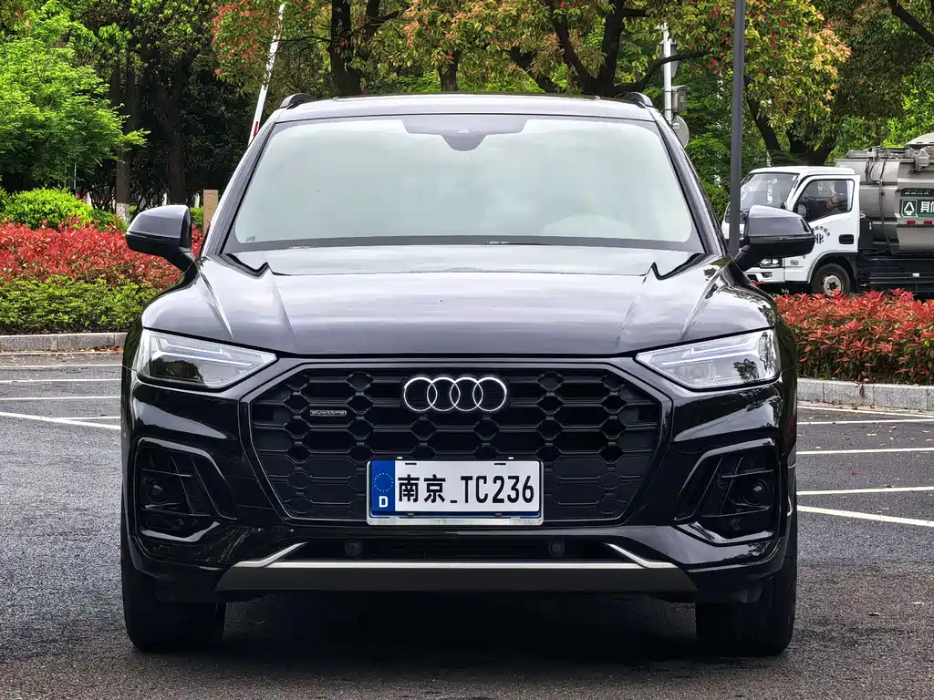 Audi Q5L 2023 — фото 3