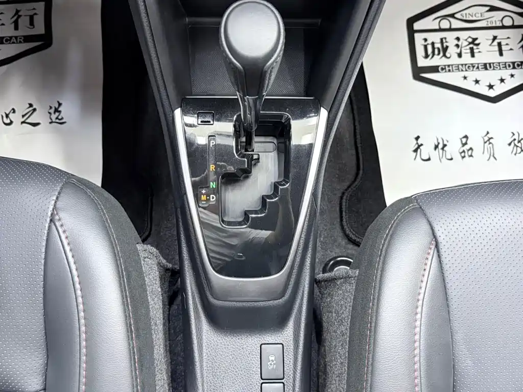 Toyota Yaris L 2022 — фото 16